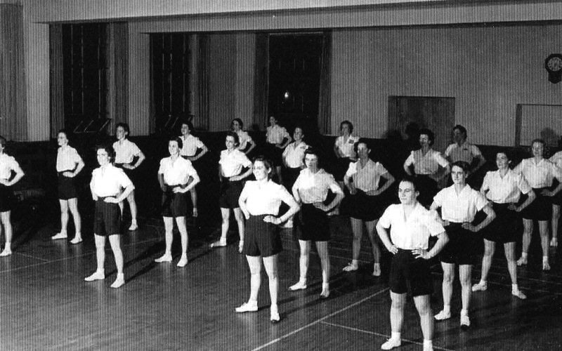 1950s gym class